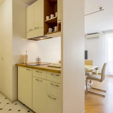 Ex Ujo Apartment *